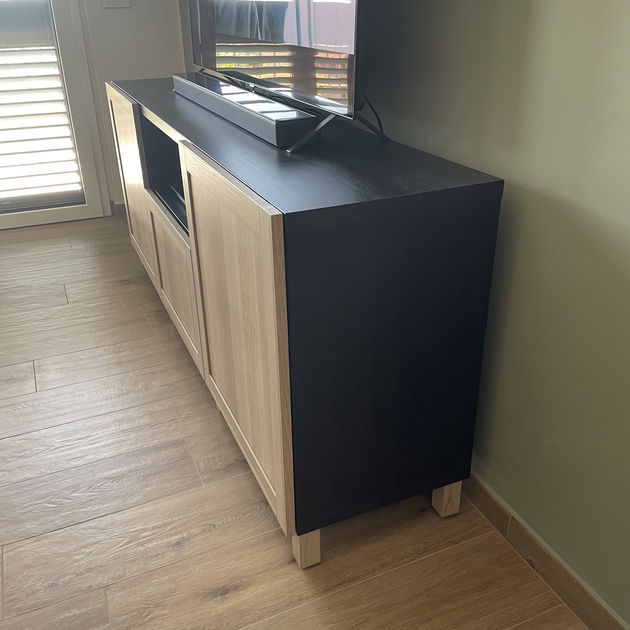 Arredo componibile installato e rifinito